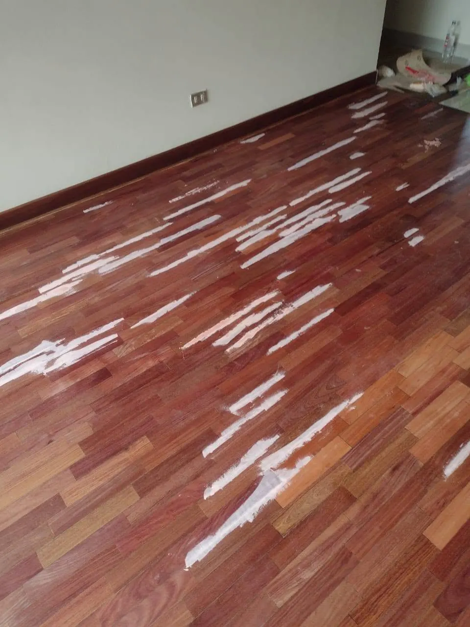 Parquet en reparacion - Real